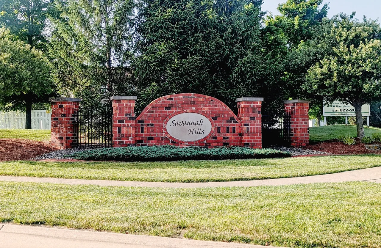 Savannah Hills entrance sign